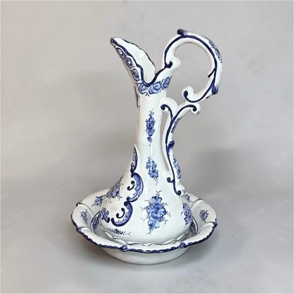 Vestal Alcobaca Pitcher and Basin Set